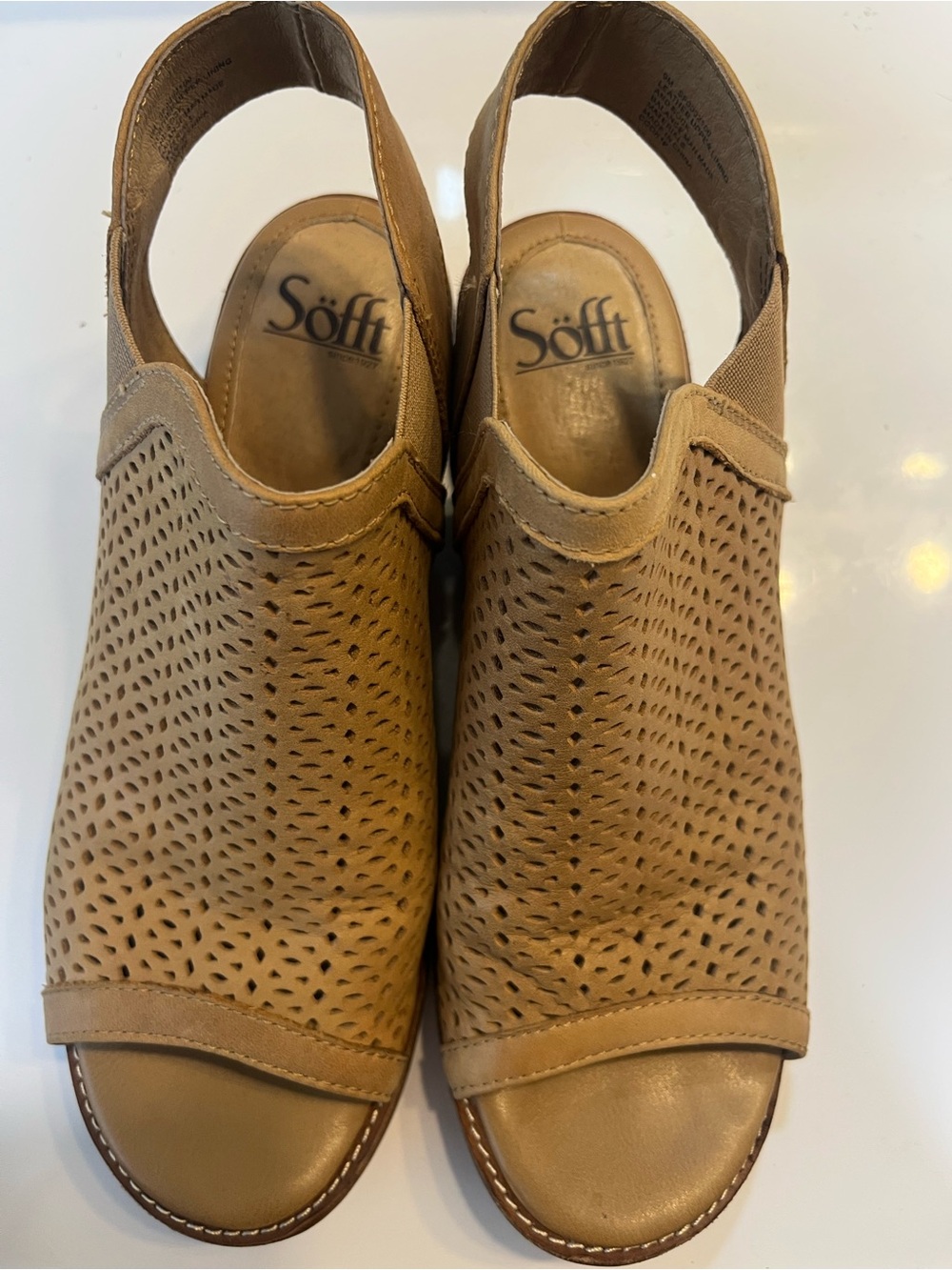 Söfft Tan Nalda Perforated Leather Slingback Mules / Sandals Size 9